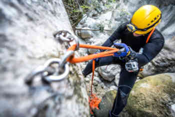 summer 6 day tour minibus tour canyoning tours iceland ice guardians private best tours iceland iceland islandia reykjavik hallgrimskirkja igreja church husafell canyon baths reykholt fosshotel foss hotell icelandair SNAEFELLSNES east iceland, hengifoss, myvatn, hverrir, krafla, viti, islândia, jokulsarlon, diamond beach, lagoa glaciar, zodiac boat tour, amphibian boat tour, iceland, pool, thermal, piscina termal, noruega, reykjavik, vik, westfjords, blue lagoon, lagoa azul, vok, vök, geosea, myvatn, secret lagoon, laugar, laug, krauma, blue lagoon, fjallsarlon, jokulsarlon, glacier lagoon, viti, kerlingarfjoll laugavallalaug aurora boreal borealis northern lights skogafoss south coast iceland islanida seljalandsfoss golden circle geysir geiser landmannalaugar highlands kerlingarfjoll hidden iceland