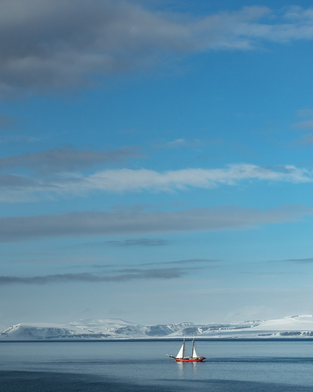 Ice and sea in Svalbard