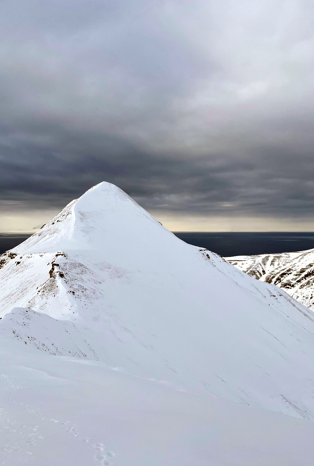 Svalbard and Longyearbyen Cold Landscapes